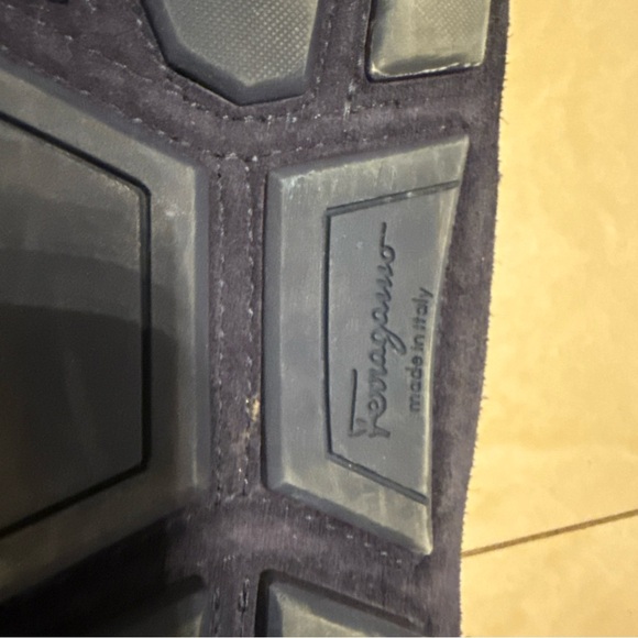 Salvatore Ferragamo Men's Navy Loafers size 9.5 - Picture 7 of 9